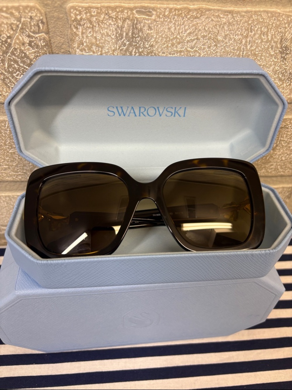 Swarovski SK6001 Oversized Sunglasses Havana Tortoiseshell with Polorized Lenses - Picture 2 of 13